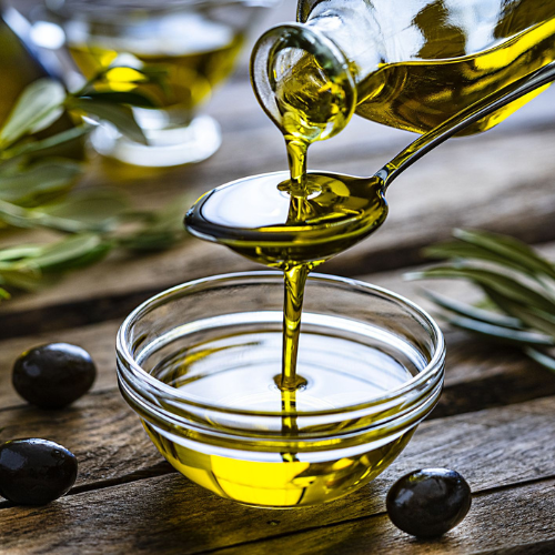Selection of healthy cooking and finishing oils available at Onelife Health South Africa